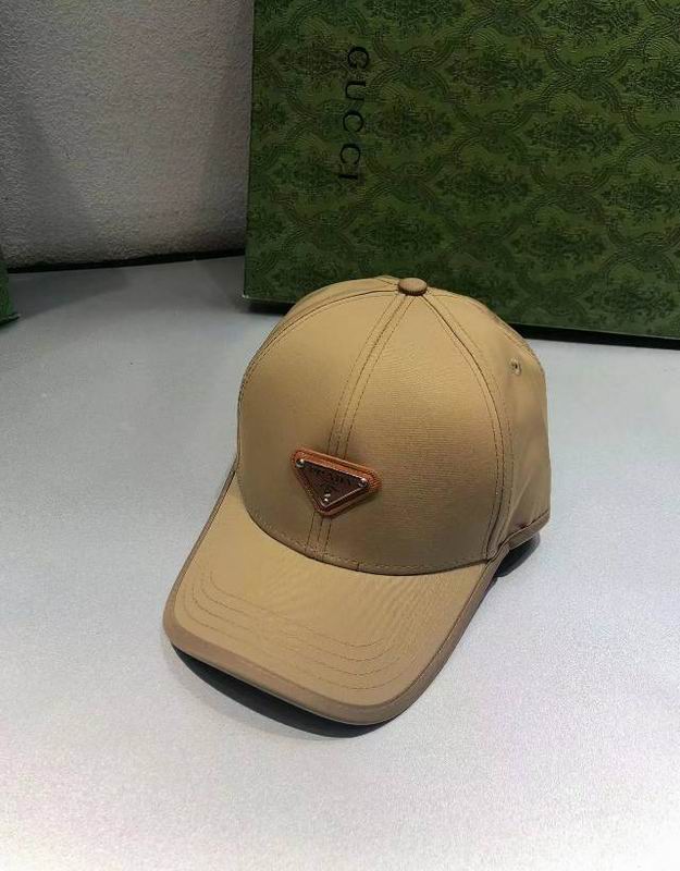 Prada cap 47 (9)